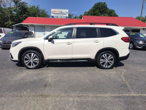Used 2020 Subaru Ascent Limited w/ Technology Package AWD/4WD image 2