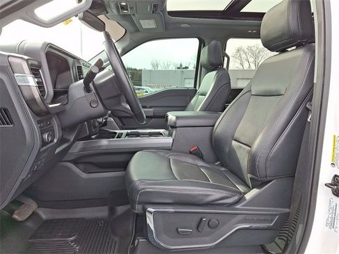 Used 2023 Ford F250 Lariat w/ Lariat Ultimate Package image 16