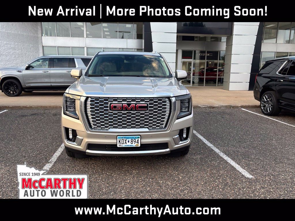 Used 2023 GMC Yukon Denali AWD/4WD image 2