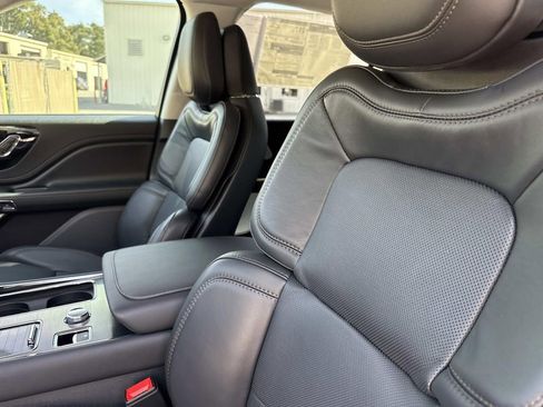 New 2025 Lincoln Aviator Reserve w/ Luxury Package image 21