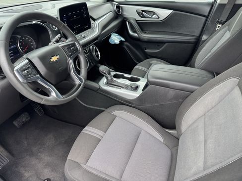 Used 2023 Chevrolet Blazer LT FWD image 6
