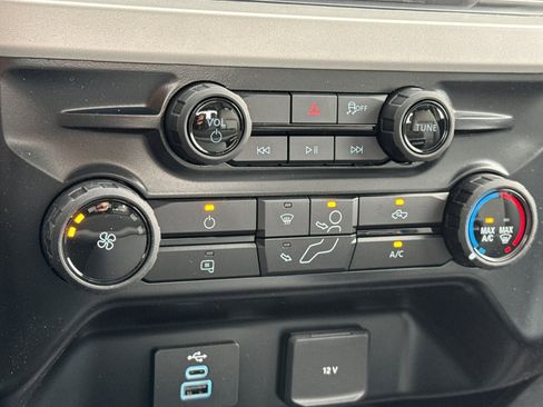New 2026 Ford F250 XL AWD/4WD image 23