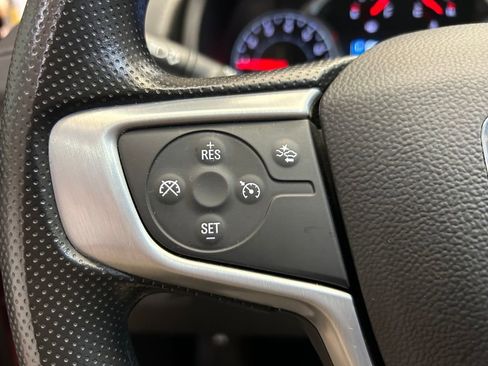 Used 2024 GMC Terrain SLE image 18