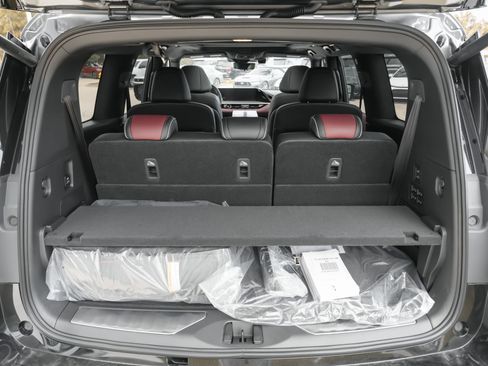 New 2027 INFINITI QX80 Autograph AWD/4WD image 33