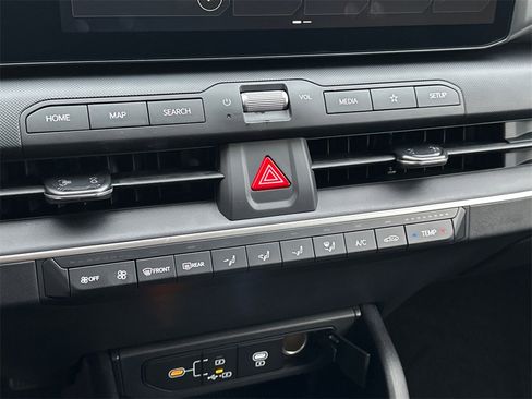 New 2025 Kia K4 LXS image 22