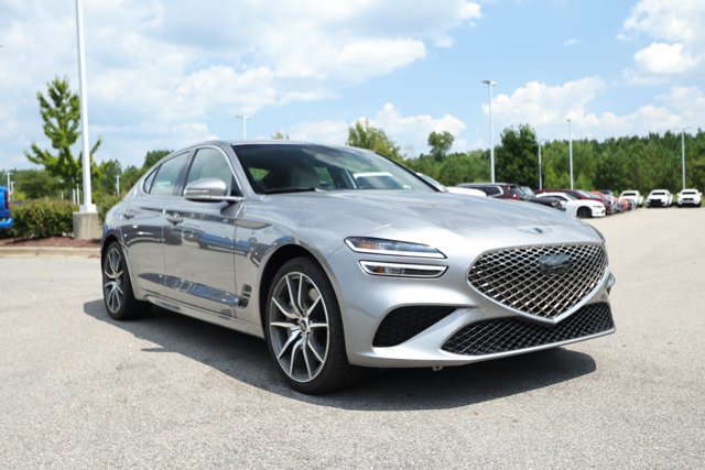 Used 2025 Genesis G70 2.5T AWD/4WD image 3