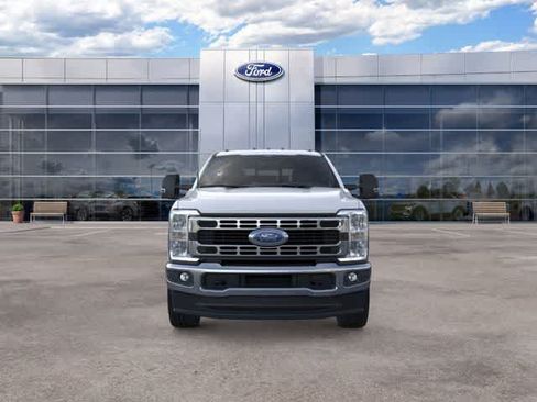 New 2026 Ford F250 XLT w/ FX4 Off-Road Package AWD/4WD image 6