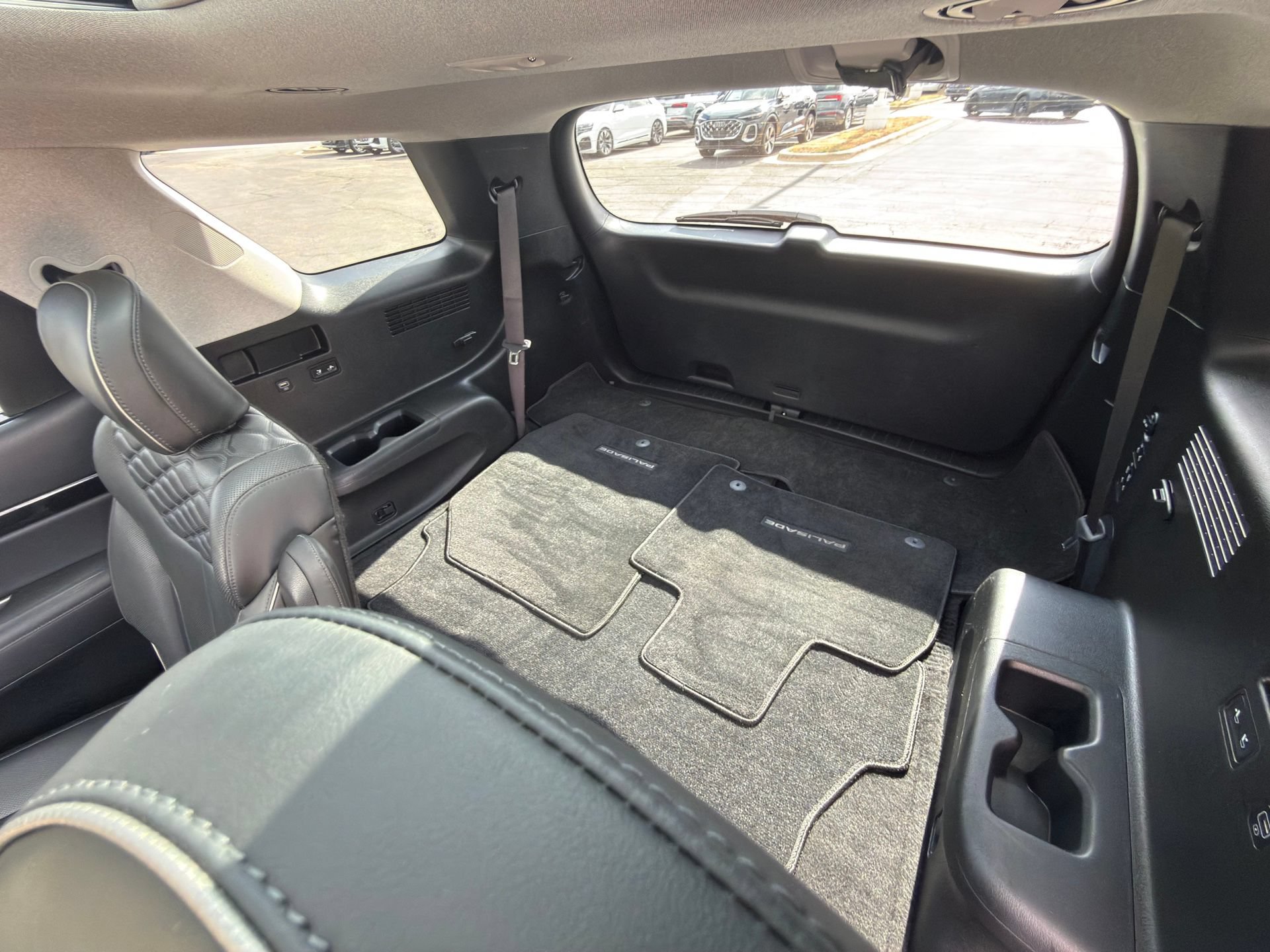 Used 2022 Hyundai Palisade Limited AWD/4WD image 29