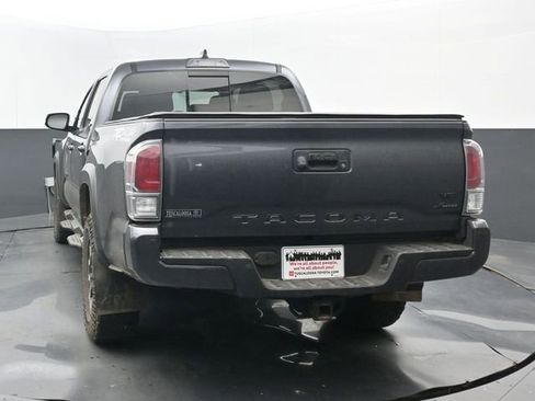 Used 2023 Toyota Tacoma TRD Off-Road w/ TRD Premium Off Road Package AWD/4WD image 4