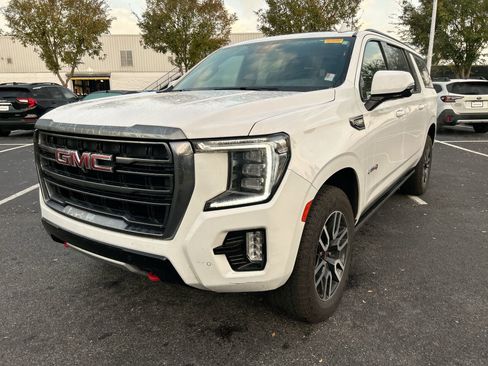 Used 2021 GMC Yukon XL AT4 w/ AT4 Premium Package image 5