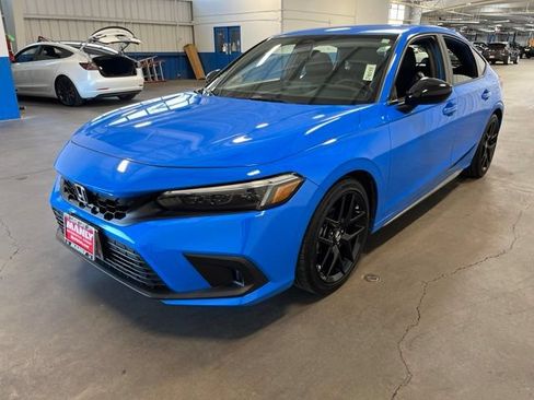 Used 2023 Honda Civic Sport image 7
