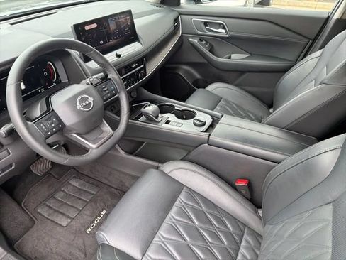 Used 2026 Nissan Rogue Platinum w/ Platinum Premium Package AWD/4WD image 11