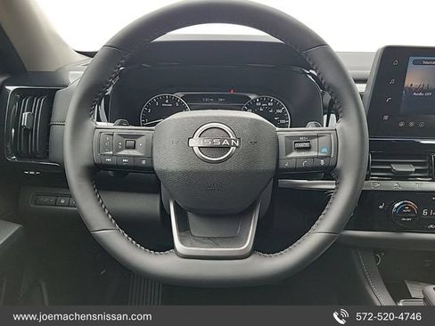 New 2026 Nissan Pathfinder SV w/ SV Premium Package AWD/4WD image 14