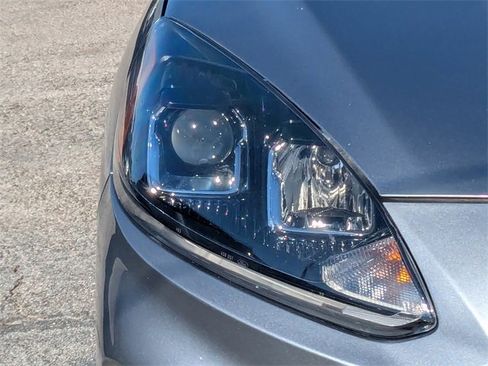 Used 2021 Ford Escape SE w/ Convenience Package image 9