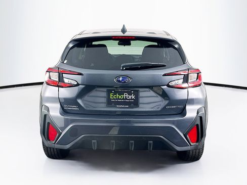 Used 2024 Subaru Crosstrek 2.0i image 7