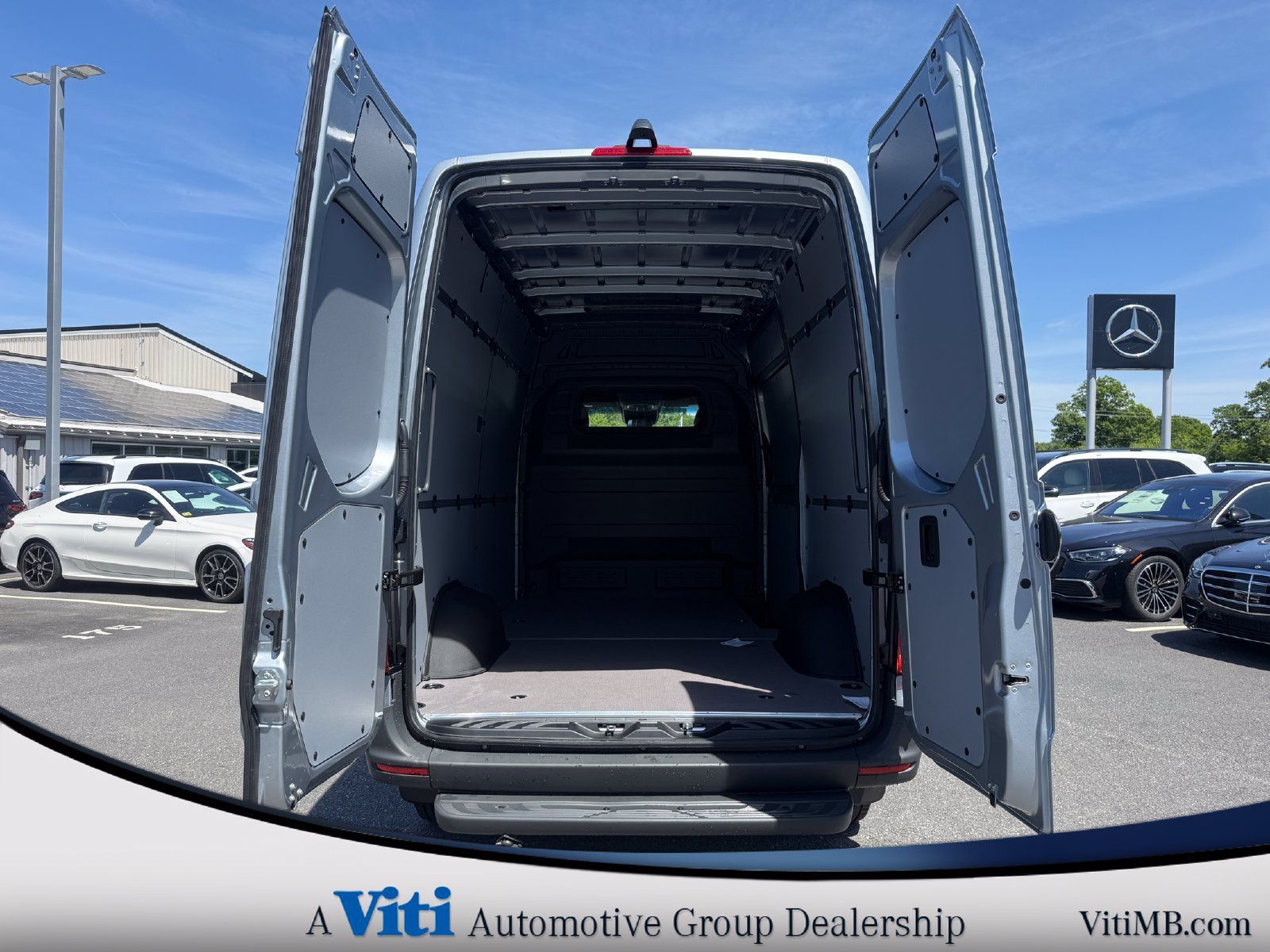 Used 2026 Mercedes-Benz Sprinter 2500 image 16