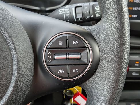 Used 2023 Kia Soul LX w/ LX Technology Package FWD image 22