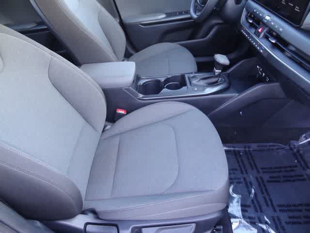 Used 2025 Kia K4 FWD image 13