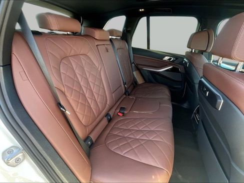 New 2026 BMW X5 xDrive50e AWD/4WD image 10