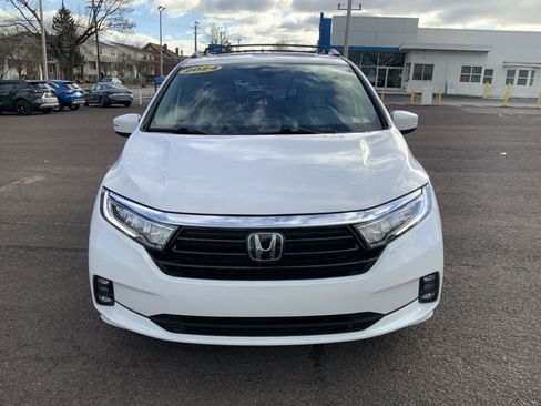Used 2024 Honda Odyssey EX-L image 2