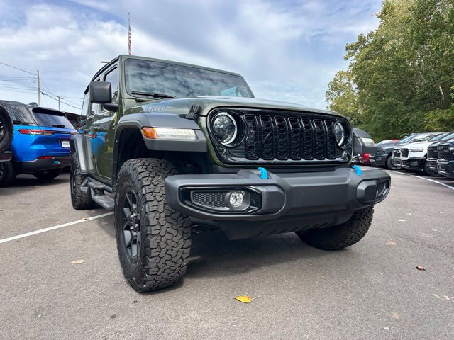 Used 2024 Jeep Wrangler Unlimited AWD/4WD image 18