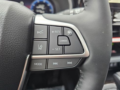 New 2026 Toyota Highlander Limited AWD/4WD image 31