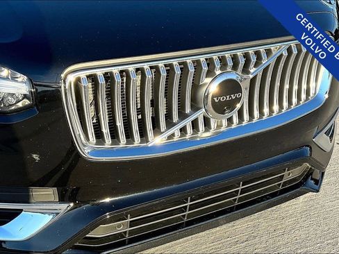 Used 2023 Volvo XC90 B5 Plus image 37