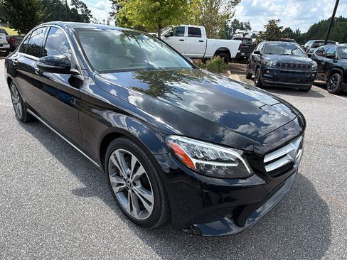 Used 2019 Mercedes-Benz C 300 Sedan image 5
