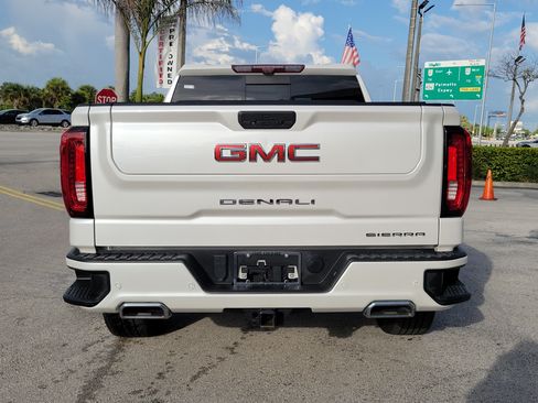 Used 2021 GMC Sierra 1500 Denali w/ Denali Ultimate Package AWD/4WD image 6