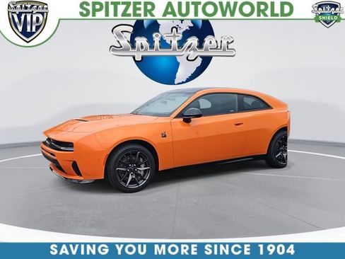 Used 2026 Dodge Charger Scat Pack w/ Blacktop Package AWD/4WD image 4