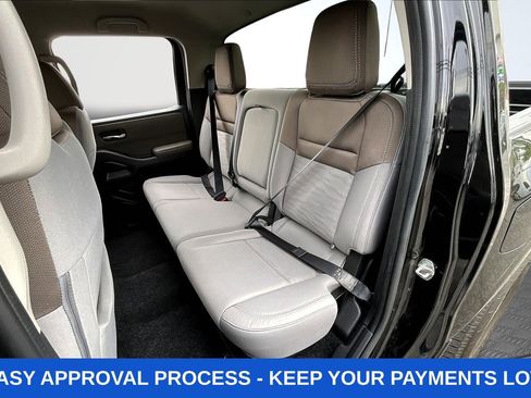 Used 2022 Nissan Frontier SV w/ Technology Package AWD/4WD image 29