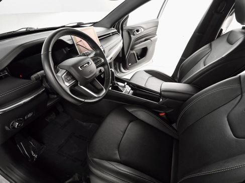 Certified 2022 Jeep Compass High Altitude image 19