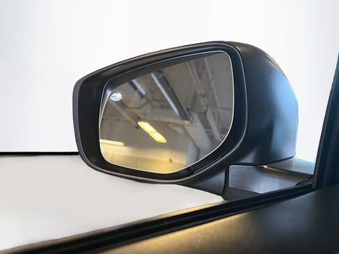 Used 2020 Subaru Outback image 16