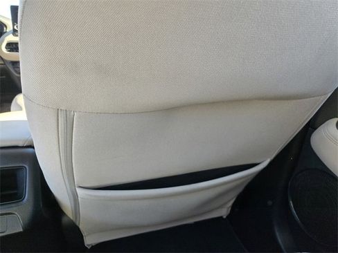 Used 2023 Honda HR-V LX image 13