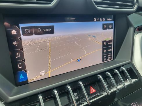 Used 2019 Lamborghini Urus image 16