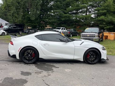Used 2020 Toyota Supra Launch Edition w/ Driver Assist Package RWD image 8