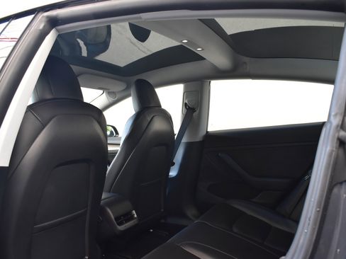 Used 2023 Tesla Model 3 Standard Range image 20