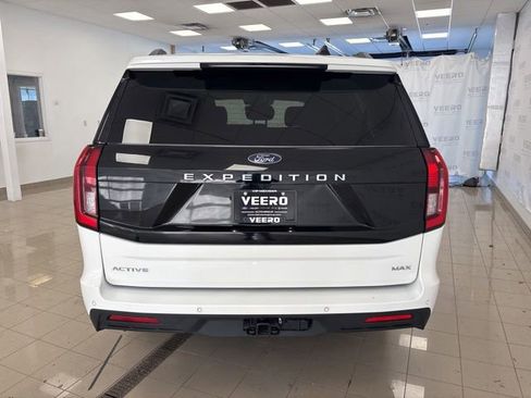 Certified 2025 Ford Expedition Max Active RWD image 4