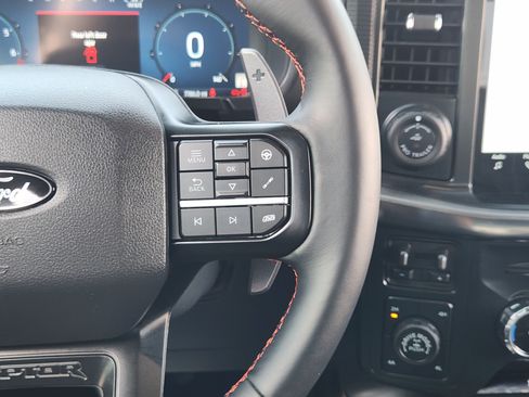 Used 2025 Ford F150 Raptor AWD/4WD image 28