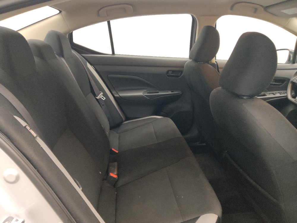 Used 2025 Nissan Versa S FWD image 19