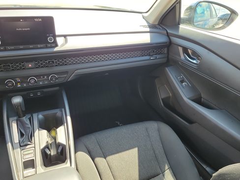 Used 2025 Honda Accord LX image 20