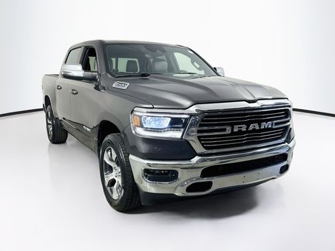 Used 2023 RAM 1500 Laramie AWD/4WD image 3
