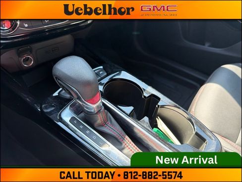 Used 2024 Chevrolet Trax RS w/ Driver Confidence Package FWD image 32