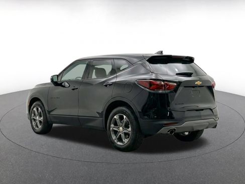 Used 2025 Chevrolet Blazer LT FWD image 7
