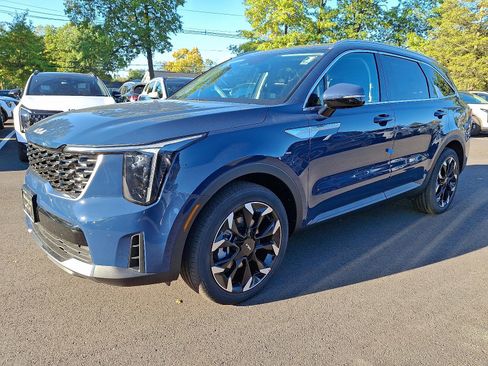 New 2026 Kia Sorento EX FWD image 3