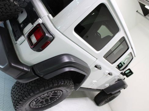 Used 2022 Jeep Wrangler Unlimited Sport AWD/4WD image 15