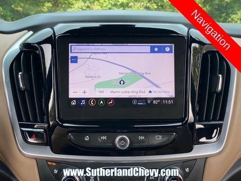 Used 2022 Chevrolet Traverse Premier AWD/4WD image 34