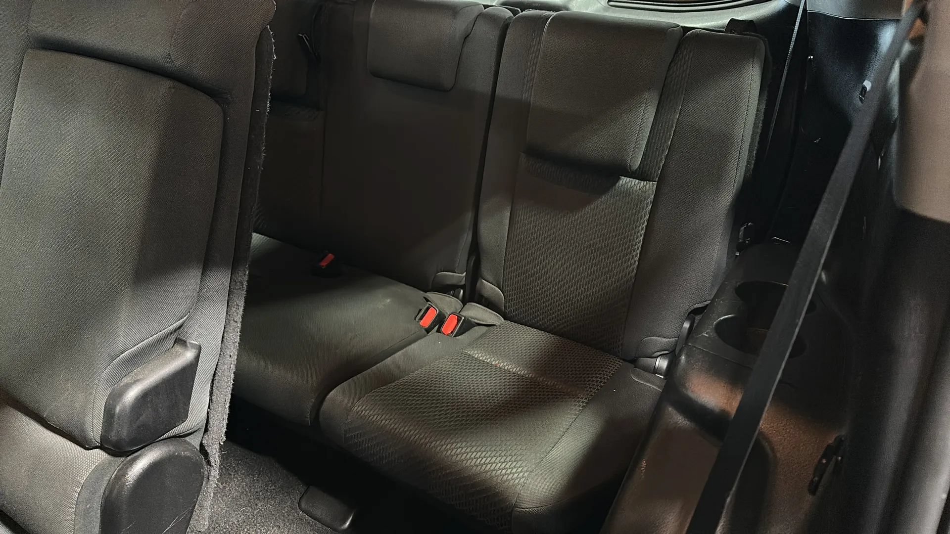 Used 2019 Toyota Highlander LE AWD/4WD image 13