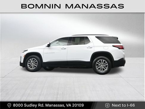 Used 2023 Chevrolet Traverse LT w/ Rear Camera Mirror Package AWD/4WD image 32