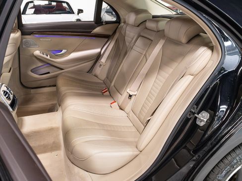 Used 2016 Mercedes-Benz S 550 4MATIC Sedan image 15